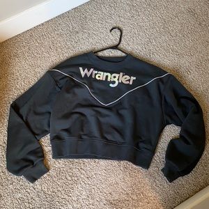 Wrangler crop crew neck hoodie